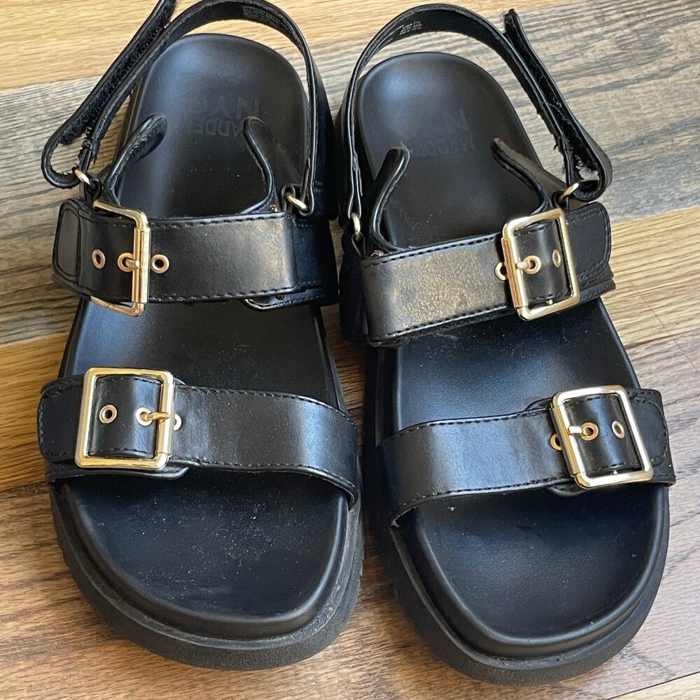 Madden NYC Women's 7.5 Black Platform Buckle Sport Sandals Gold Hardware